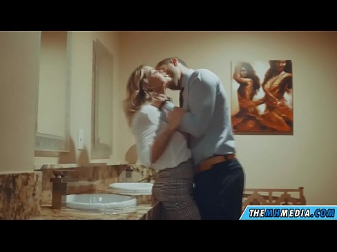 ❤️ Quand une blonde plantureuse vous séduit dans des toilettes publiques. ❤️❌ Vidéo de baise at fr.happytour.top ❌️❤